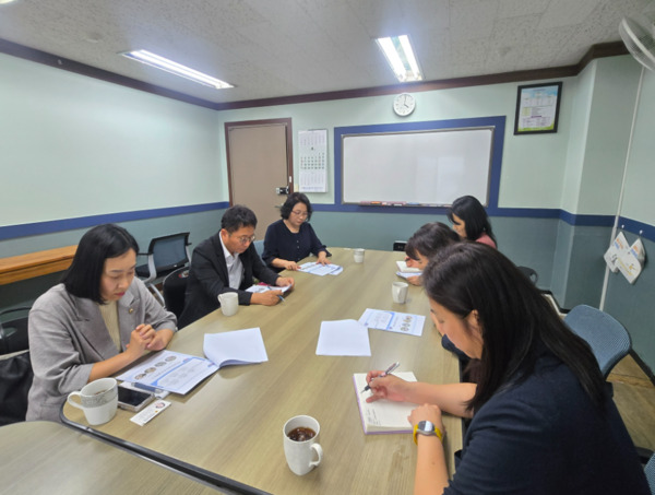충남도의회는 지난 6일 국민의힘 신순옥 의원이 충남여성장애인연대 관계자들과 정책간담회를 개최했다고 밝혔다. / 신순옥 의원 제공