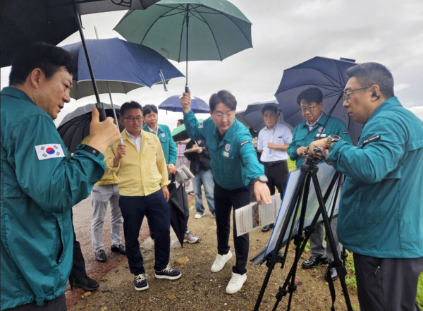 충남도의회 예산결산특별위원회는 지난 13일부터 이틀간 일정으로 2026년도 예산편성에 앞서 천안·아산·당진·서산·서천 등 5개 시·군 7개 주요 투자사업 현장을 방문해 사업 추진 현황을 점검했다고 밝혔다. / 충남도의회 제공
