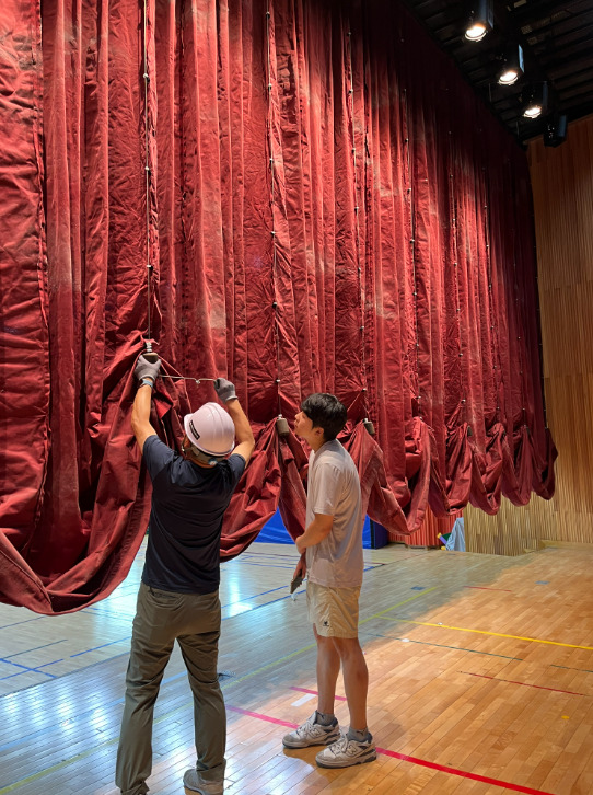 충북교육청 직속기관 교육문화원은 16일 도내 초·중·고 및 특수학교를 대상으로 학교 무대시설 점검 및 컨설팅을 진행 중이라고 밝혔다. / 충북교육청 제공