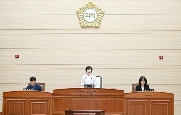 보령시의회는 18일 제269회 임시회를 개회하고, 오는 29일까지 12일간 회기일정에 돌입한 가운데, 최은순 의장이 개회사를 하고 있다. / 보령시의회 제공