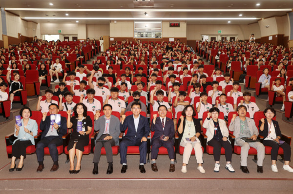 충북교육청 직속기관 교육연구정보원은 5일부터 6일까지 ‘제2회 CMOOC FESTIVAL’를 개최한다고 밝혔다. / 충북교육청 제공