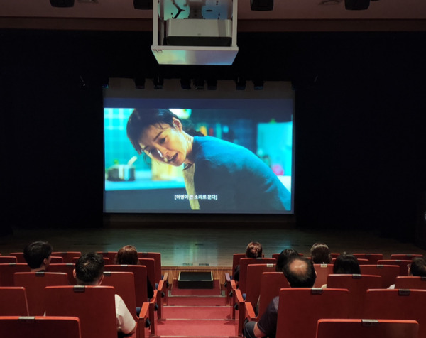 충북교육청 직속기관 교육문화원은 5일 2025 양성평등 주간(9월 1일~7일)을 맞아 양성평등 의식 확산과 존중배려의 조직문화 조성을 위한 다양한 행사를 운영한다고 밝혔다. / 충북교육청 제공