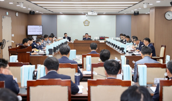 충남도의회 예산결산특별위원회는 8일 제361회 임시회 제1차 회의를 개최하고, 2025년도 충남도 제2회 추가경정예산안을 심사해 총 4건 4억 2,875만원을 삭감했다고 밝혔다. / 충남도의회 제공