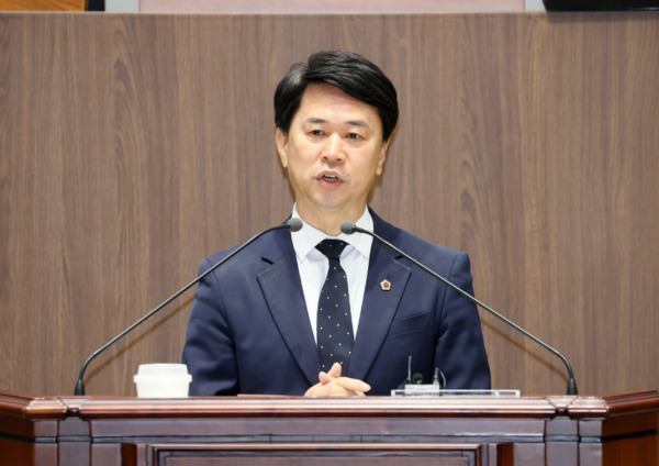 충남도의회는 17일 국민의힘 이상근 의원이 제361회 임시회 제4차 본회의에서 5분 발언을 통해 '내포신도시 공립형 국제학교 설립 필요성'을 강조하고 충남도와 충남교육청의 적극적인 추진을 촉구했다고 밝혔다. / 충남도의회 제공