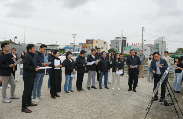 아산시의회는 제262회 임시회 기간 중 지난 18일에 이어 19일에도 주요 사업장을 방문해 지역 주민들의 민원과 현안을 직접 점검하고 개선 방안을 모색했다고 밝혔다. / 아산시의회 제공