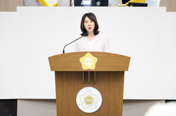 당진시의회는 지난 1일 국민의힘 전선아 의원이 제123회 임시회 제3차 본회의에서 당진 관광의 미래 방향을 제시하며, '당진, 머물며 즐기는 여행도시로 함께 만들어 갑시다'라는 주제로 5분 자유발언을 실시했다고 밝혔다. / 당진시의회 제공