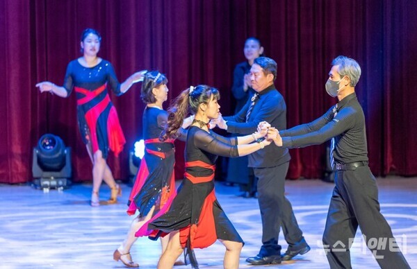 2024년 내포 평생학습 콘서트(힐링 댄스스포츠) / 충남도립대학교 제공