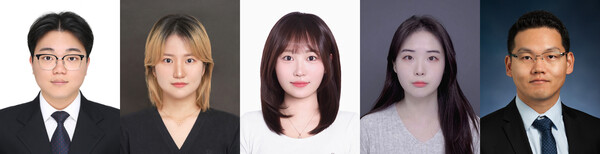 왼쪽부터 김민재, 김민정, 이민지, 정채영 학생, 김소정 교수