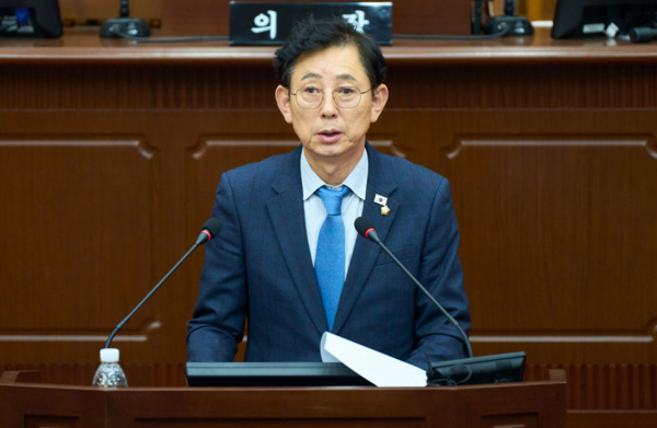 대전 서구의회는 지난 13일 더불어민주당 박용준 의원이 제293회 제2차 정례회 제1차 본회의에서 '서구 근현대 역사문화 공간 조성 제안'을 주제로 5분 자유발언을 진행했다고 밝혔다. / 대전 서구의회 제공