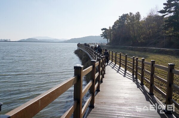 풍전저수지 둘레길 / 서산시 제공