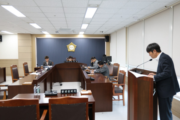 당진시의회는 17일 '제124회 임시회 폐회 중 의회운영위원회'를 개최하고, 오는 24일부터 12월 19일까지 26일간 제125회 제2차 정례회를 개최하는 것으로 확정했다고 밝혔다. / 당진시의회 제공