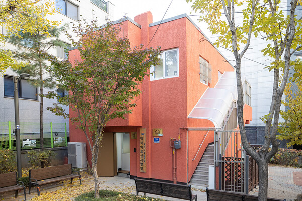 백석경로당 리모델링 후 외부 전경. / 양천구청 제공