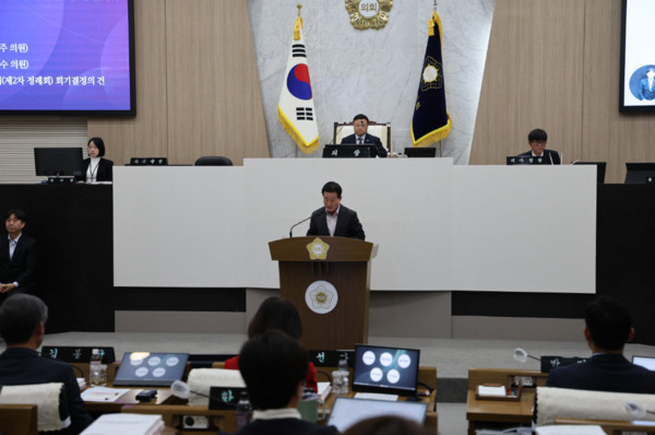 당진시의회는 24일 제125회 제2차 정례회를 개회하고, 오눈 12월 19일까지 26일간 의사일정에 돌입했다고 밝혔다. / 당진시의회 제공