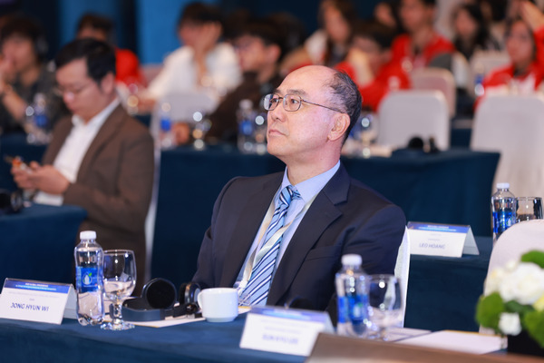 위정현 가상융합경제포럼 의장