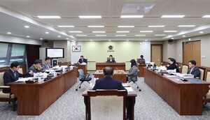 충남도의회 행정문화위원회, 제342회 임시회 제3차 회의 개최 - 뉴스 썸네일 이미지