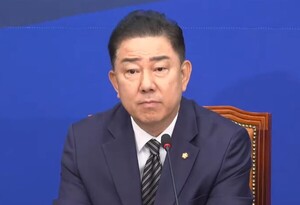 <b>민주당</b>, 폭우 피해에 충청권 순회<b>경선</b> 취소...온라인 진행
